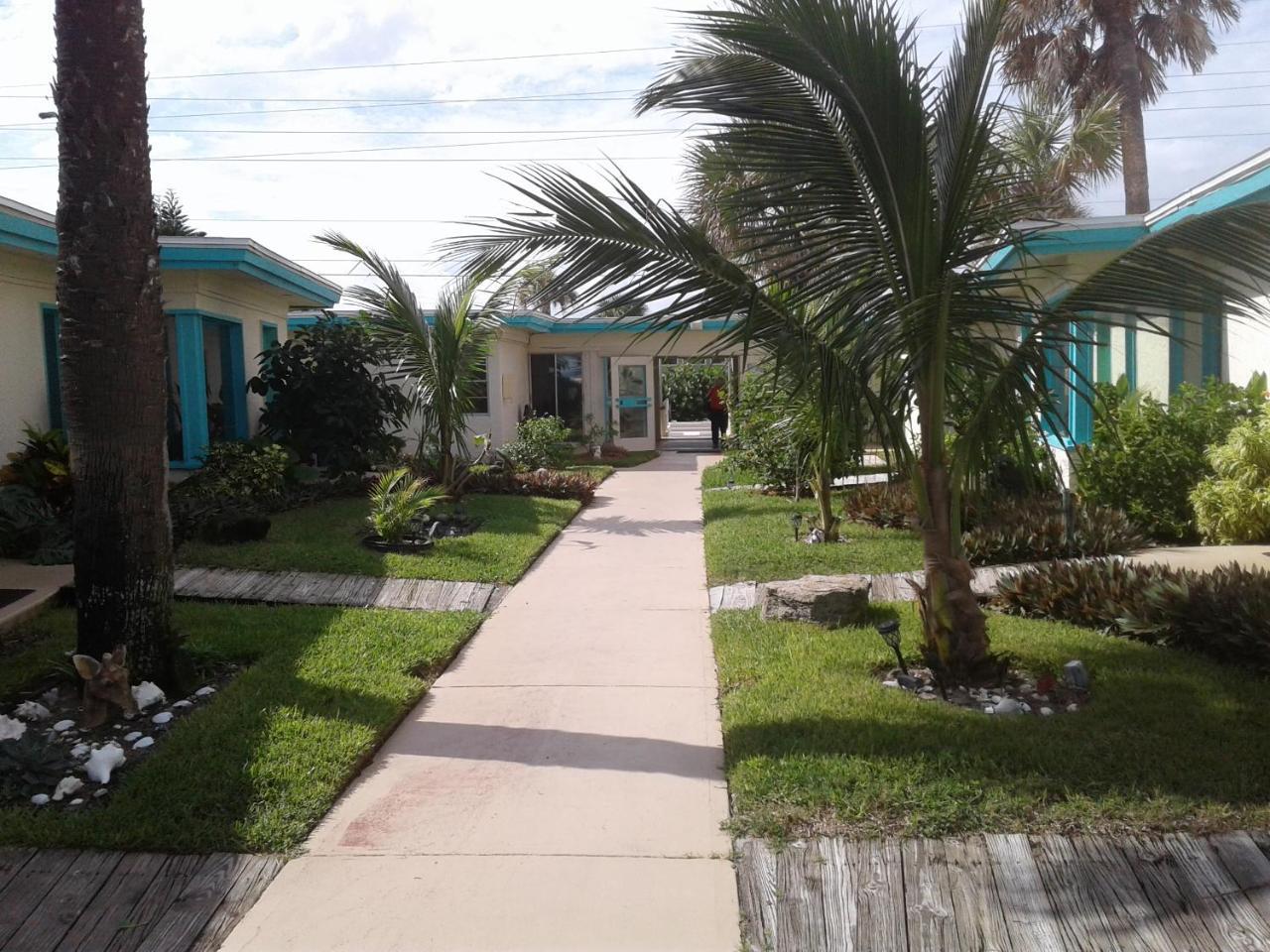 Beach Island Resort Cocoa Beach Bagian luar foto